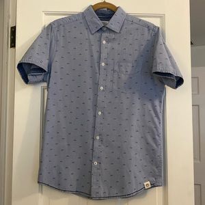 Short sleeve button down